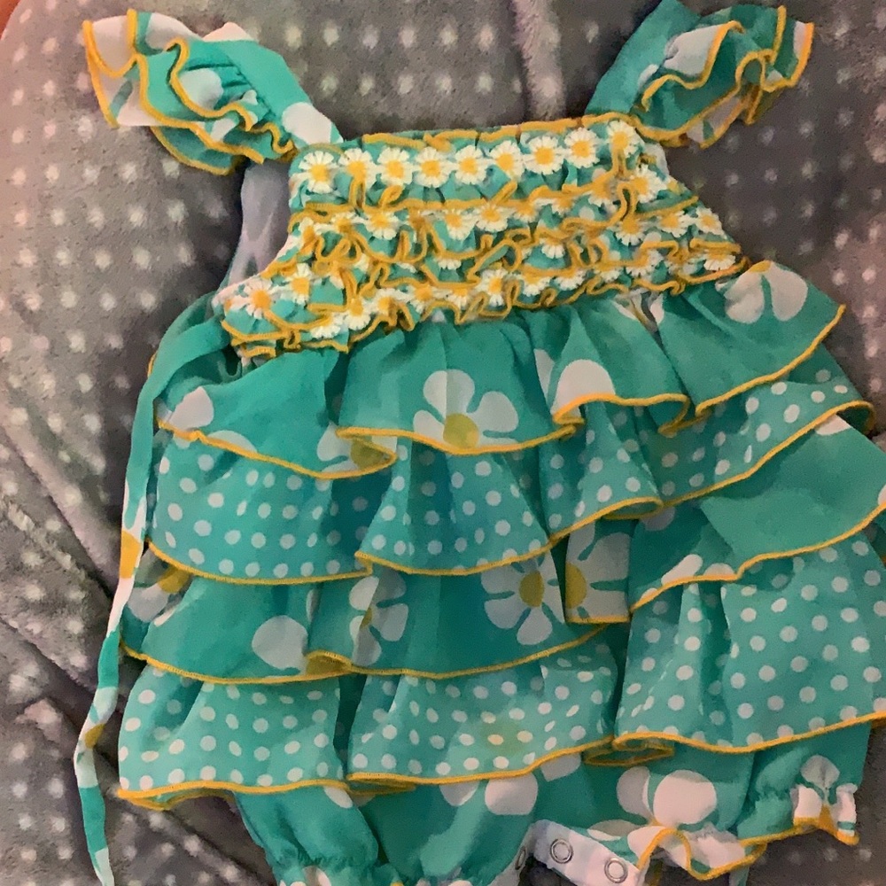 0-3m Boutique Ruffle Bubble
